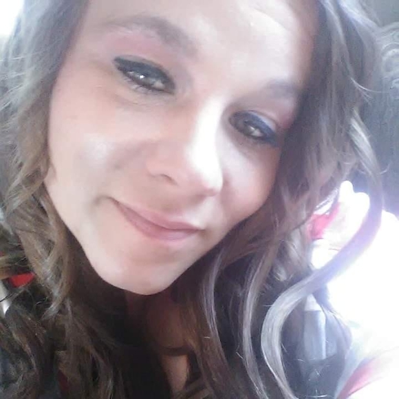 Meet your Posher, Crystal - Picture 1 of 1